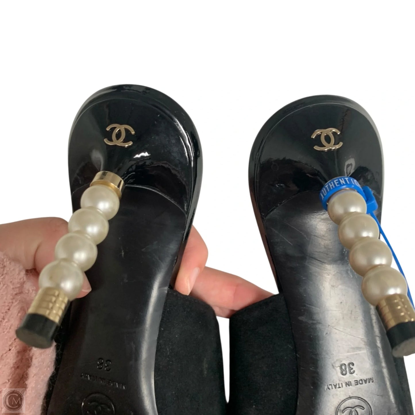 Shoes Luxury Designer By Chanel In Black, Size: 8