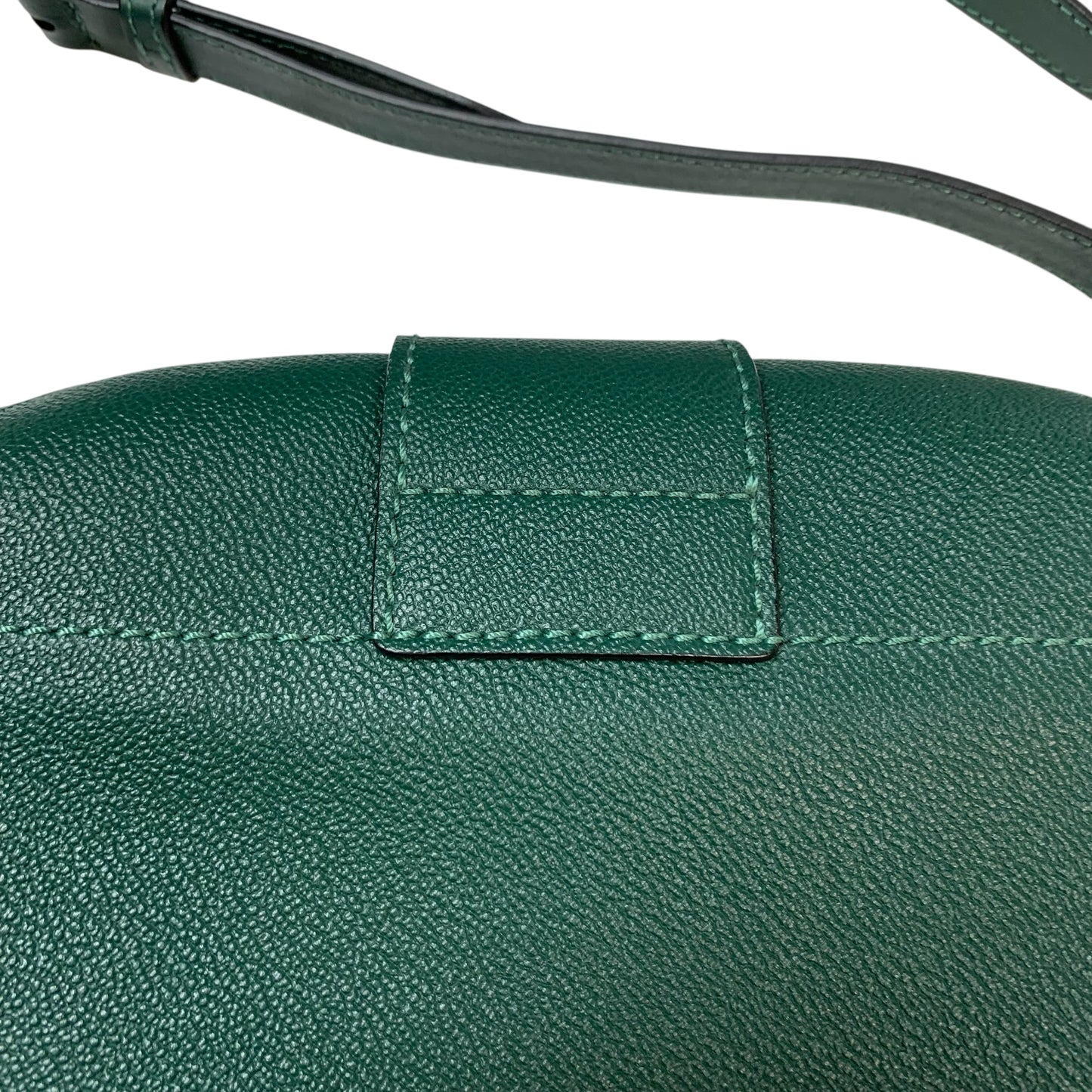 Crossbody Luxury Designer By Burberry, Size: Medium *Notch missing on buckle