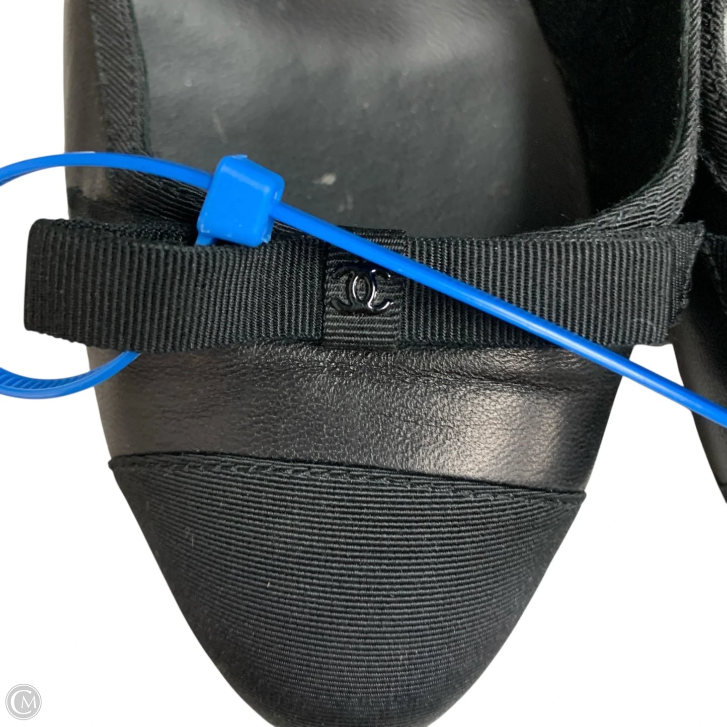 Shoes Luxury Designer By Chanel In Black, Size: 9