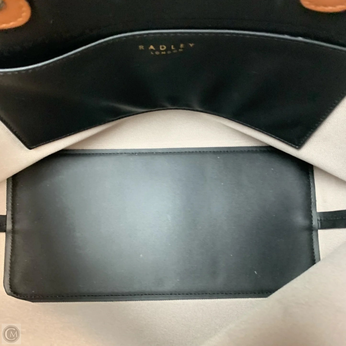 Crossbody By Radley London, Size: Medium