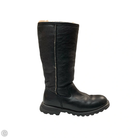Boots Designer By Ugg In Black, Size: 7