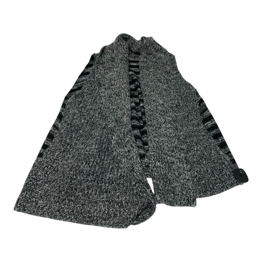 Vest Sweater By Clothes Mentor In Black & Grey, Size: Osfm