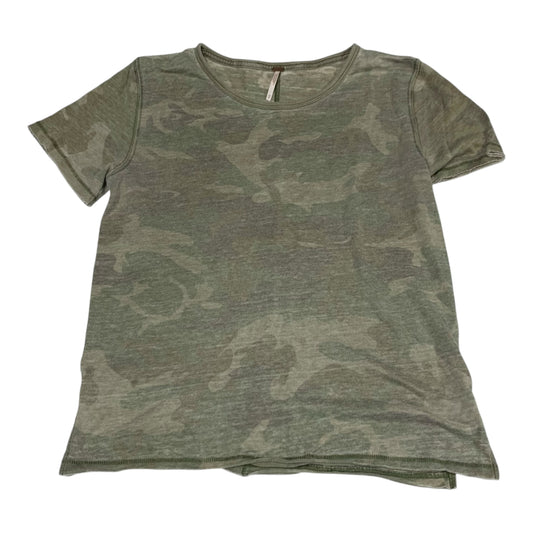 Top Short Sleeve By Free People In Camouflage Print, Size: Xs