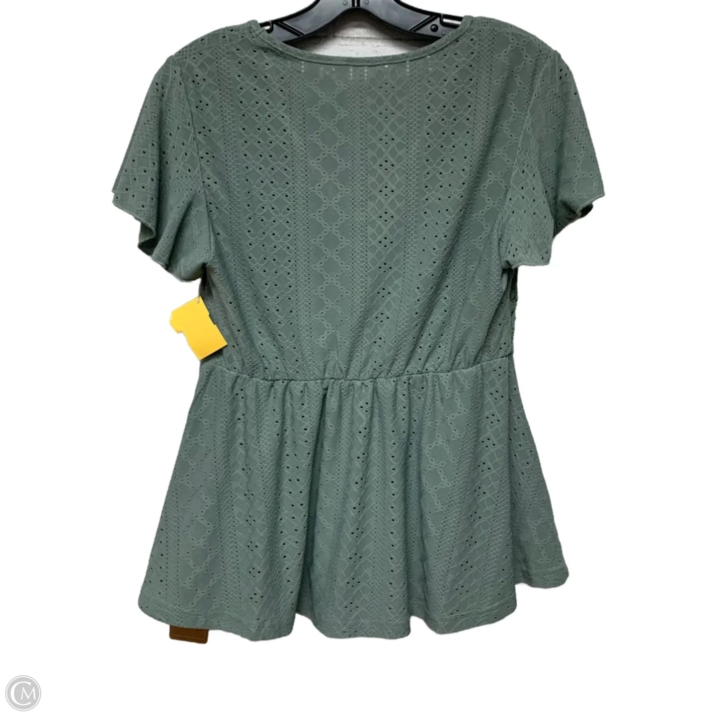 Top Short Sleeve By Shein In Green, Size: M