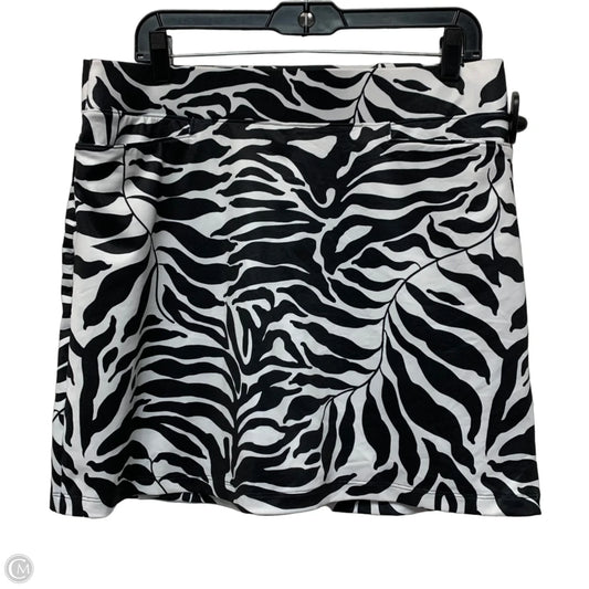 Athletic Skort By Chicos In Black & White, Size: M