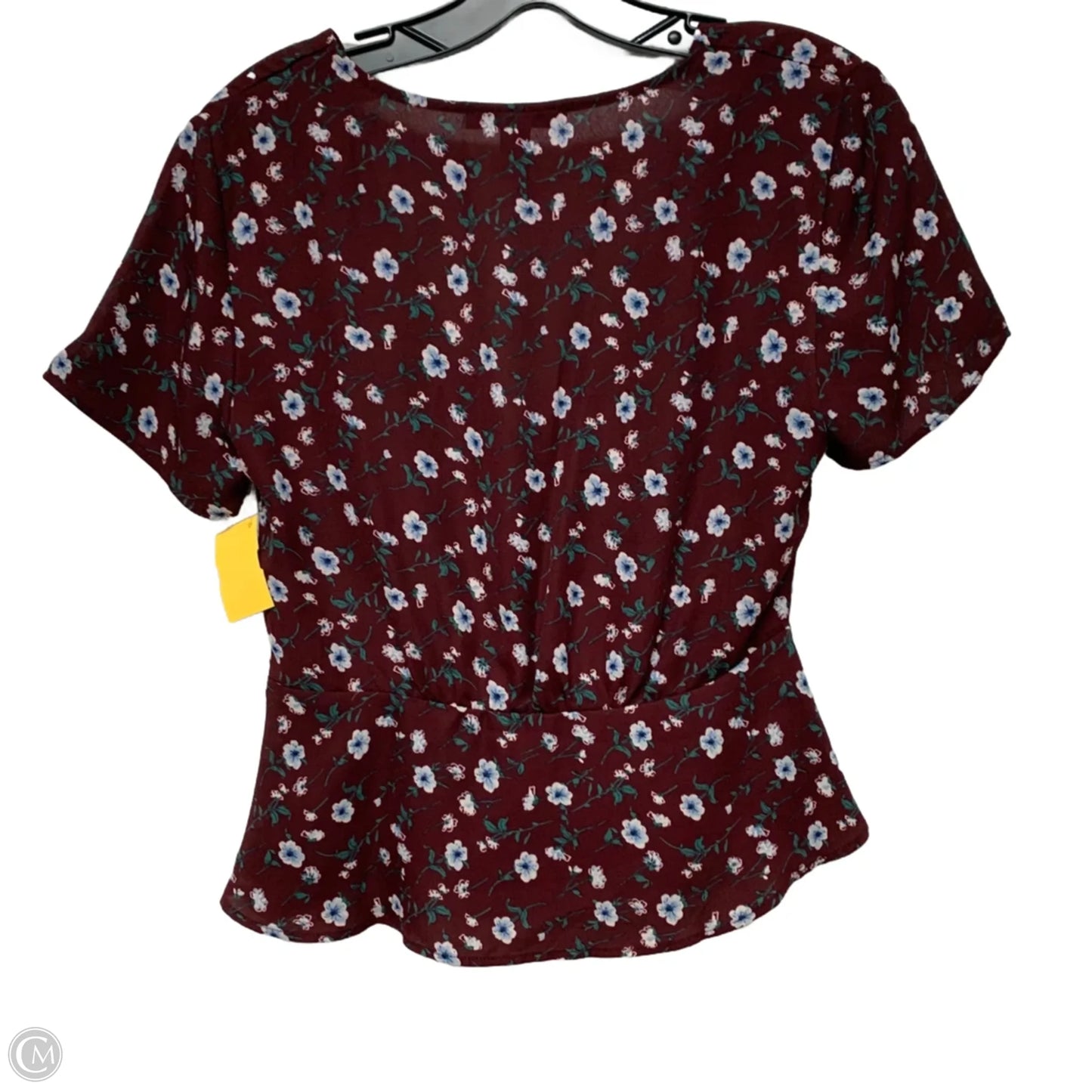 Top Short Sleeve By Forever 21 In Red, Size: M