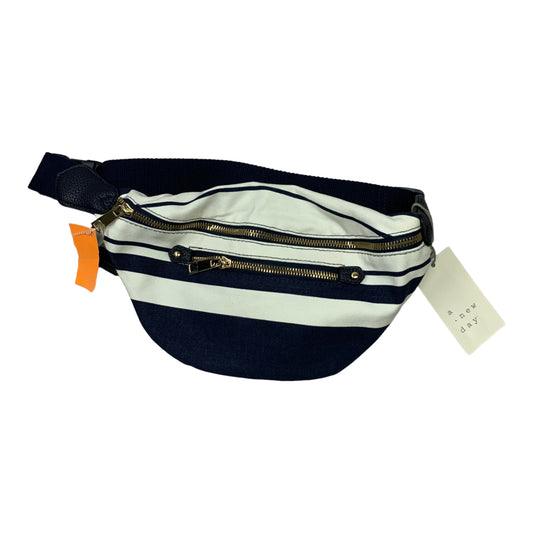 Belt Bag By A New Day  Size: Medium