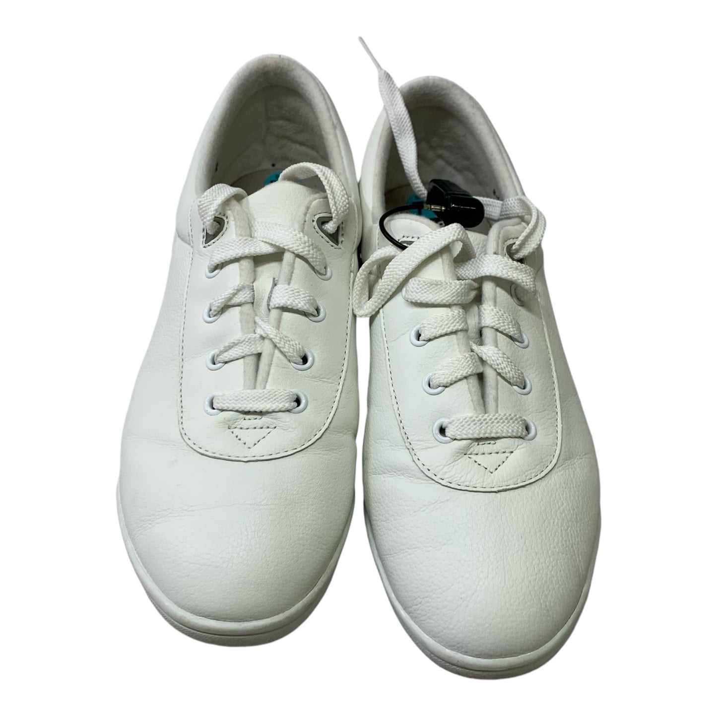 Shoes Sneakers By Easy Spirit In White, Size: 7.5