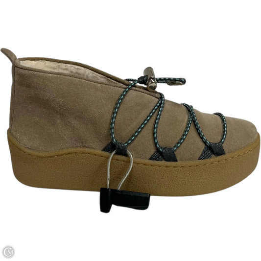 Shoes Heels Wedge By Free People In Tan, Size: 6