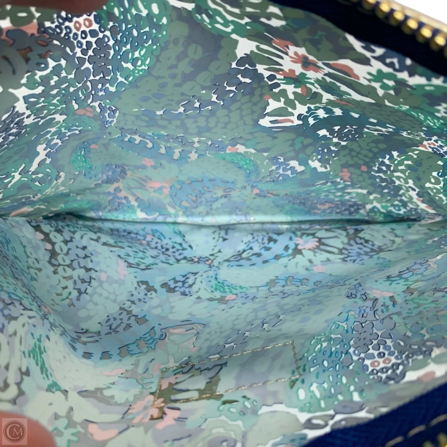 Makeup Bag Designer By Lilly Pulitzer, Size: Medium