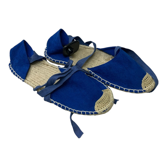 Shoes Flats By Clothes Mentor In Blue & Cream, Size: 10.5