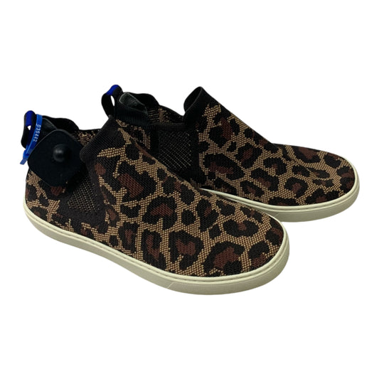 Shoes Designer By Rothys In Animal Print, Size: 8