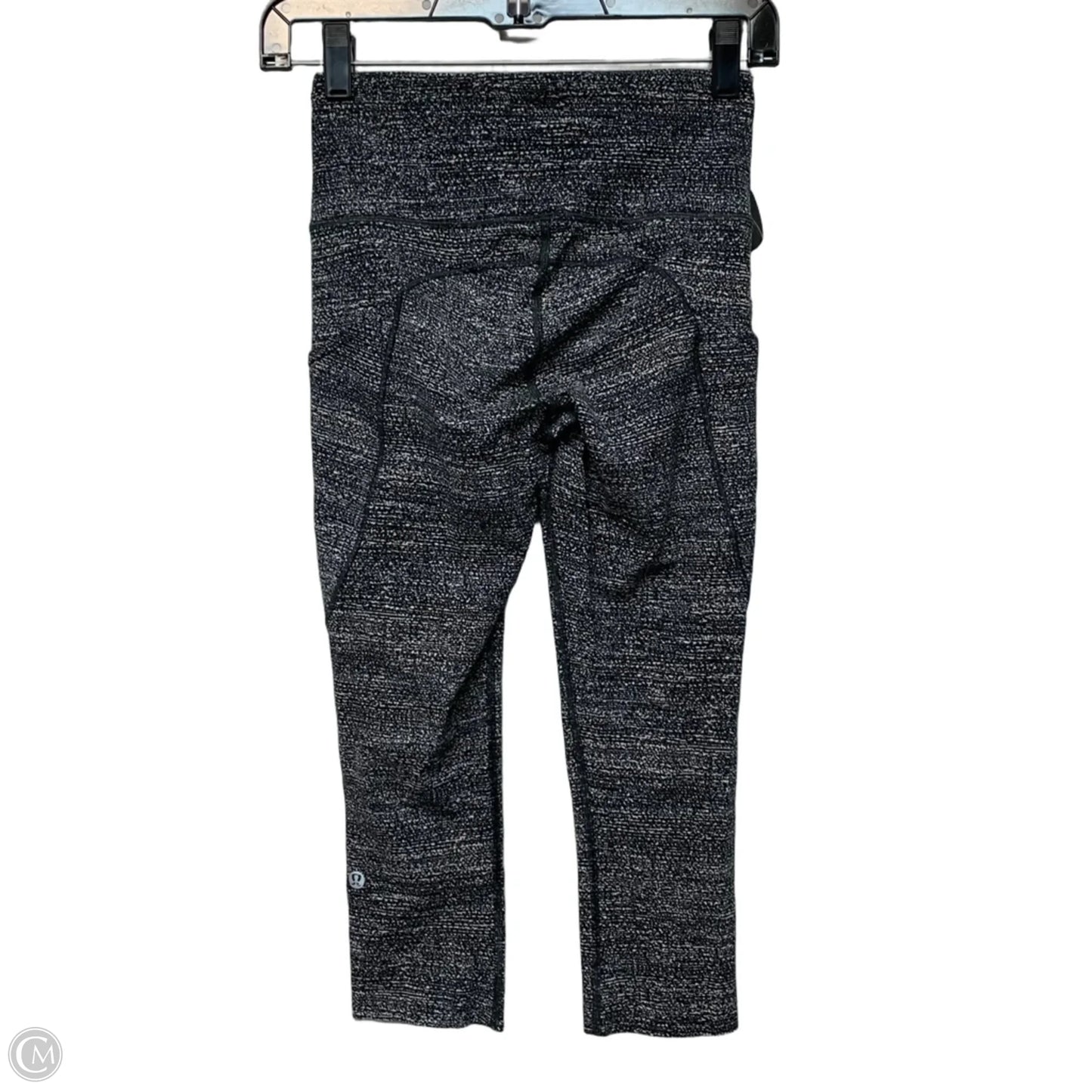 Athletic Leggings Capris By Lululemon In Black & White, Size: S