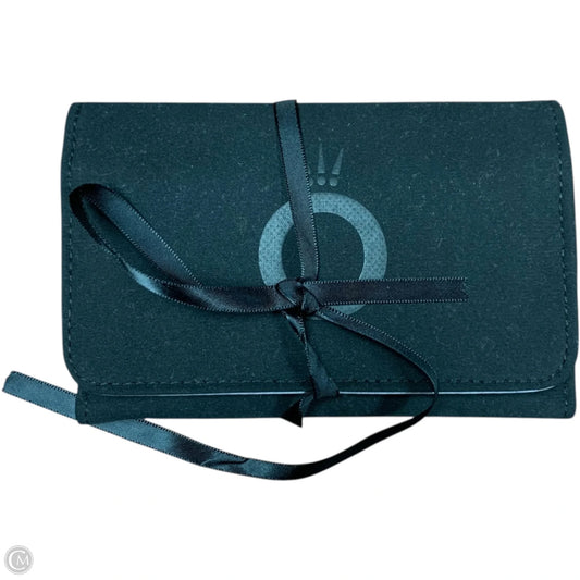 Jewelry Case By Pandora, Size: Medium