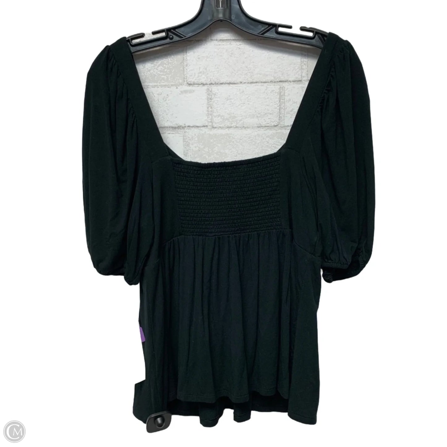 Top Short Sleeve Designer By Lilly Pulitzer In Black, Size: M
