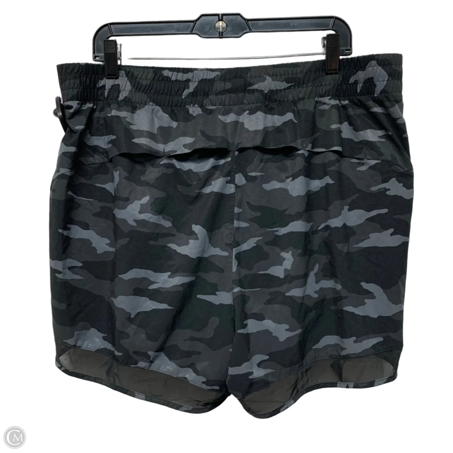 Athletic Shorts By Athleta In Camouflage Print, Size: 1x