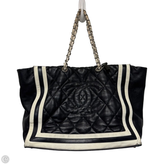 Tote Luxury Designer By Chanel, Size: Large