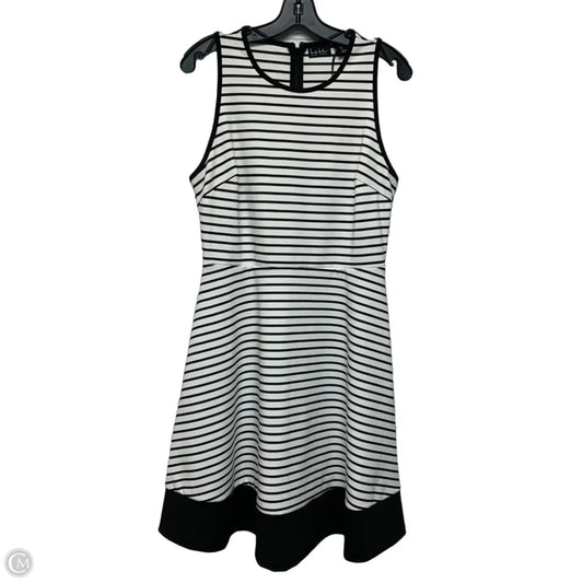 Dress Casual Short By Nicole Miller In Black & White, Size: L