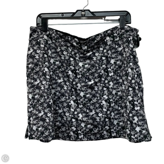 Athletic Skort By Tranquility In Black & White, Size: Xl