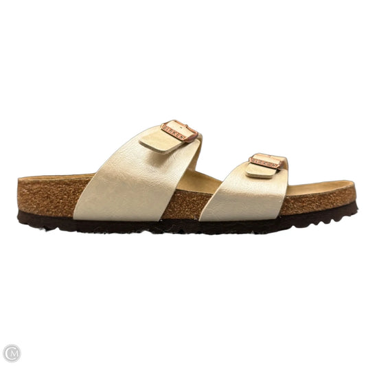 Sandals Flats By Birkenstock In Cream, Size: 9