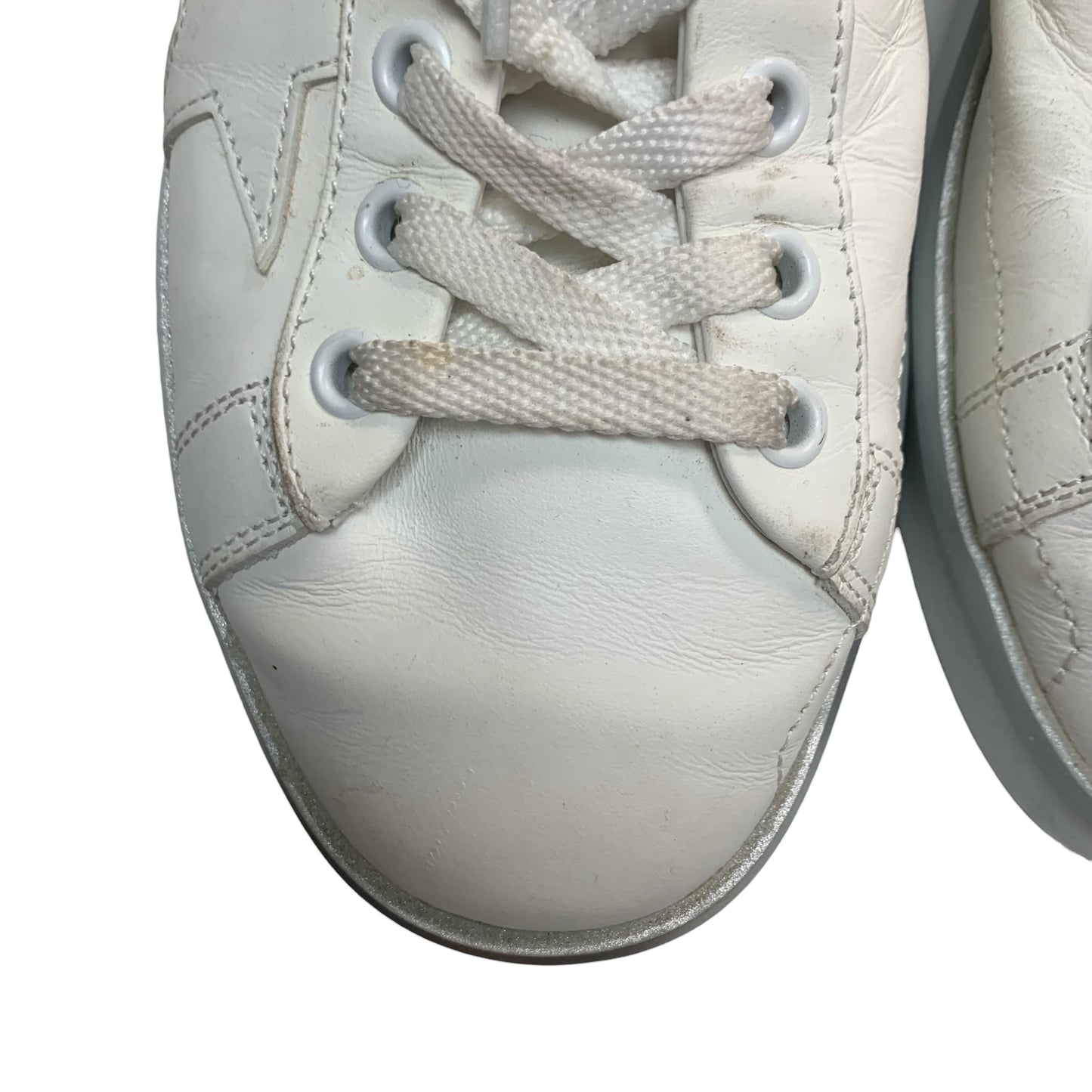 Shoes Luxury Designer By Golden Goose In Silver & White, Size: 9
