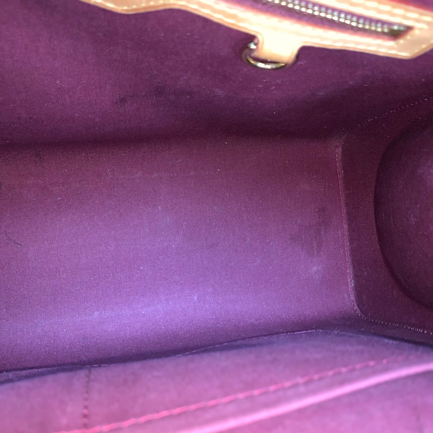 Handbag Luxury Designer By Louis Vuitton, Size: Medium
