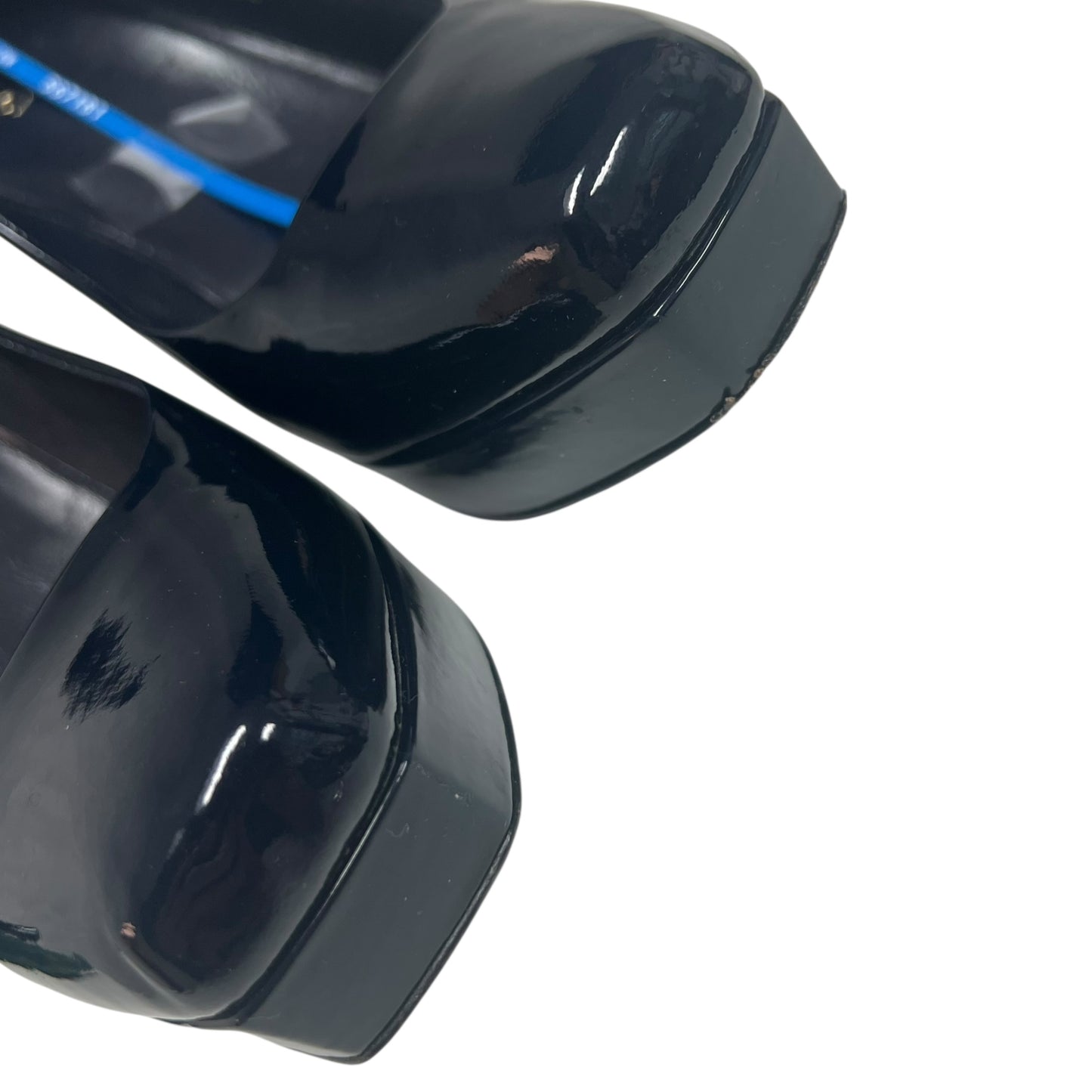 Shoes Luxury Designer By Gucci In Black, Size: 6.5