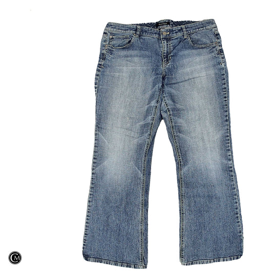 Jeans Boot Cut By White House Black Market In Blue Denim, Size: 14 image 1