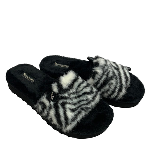 Sandals Designer By Koolaburra By Ugg  Size: 8