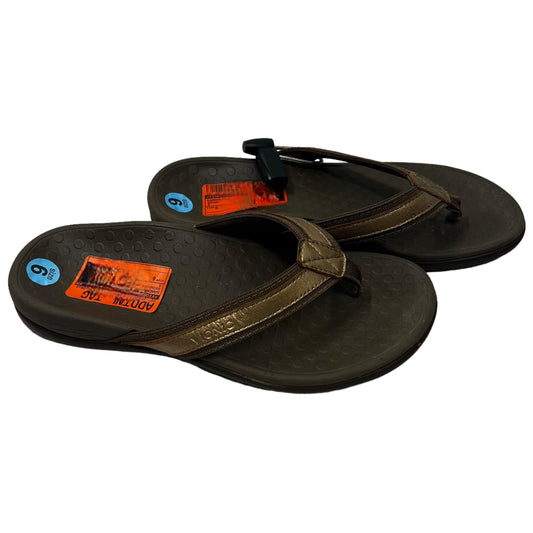 Sandals Flip Flops By Vionic  Size: 6